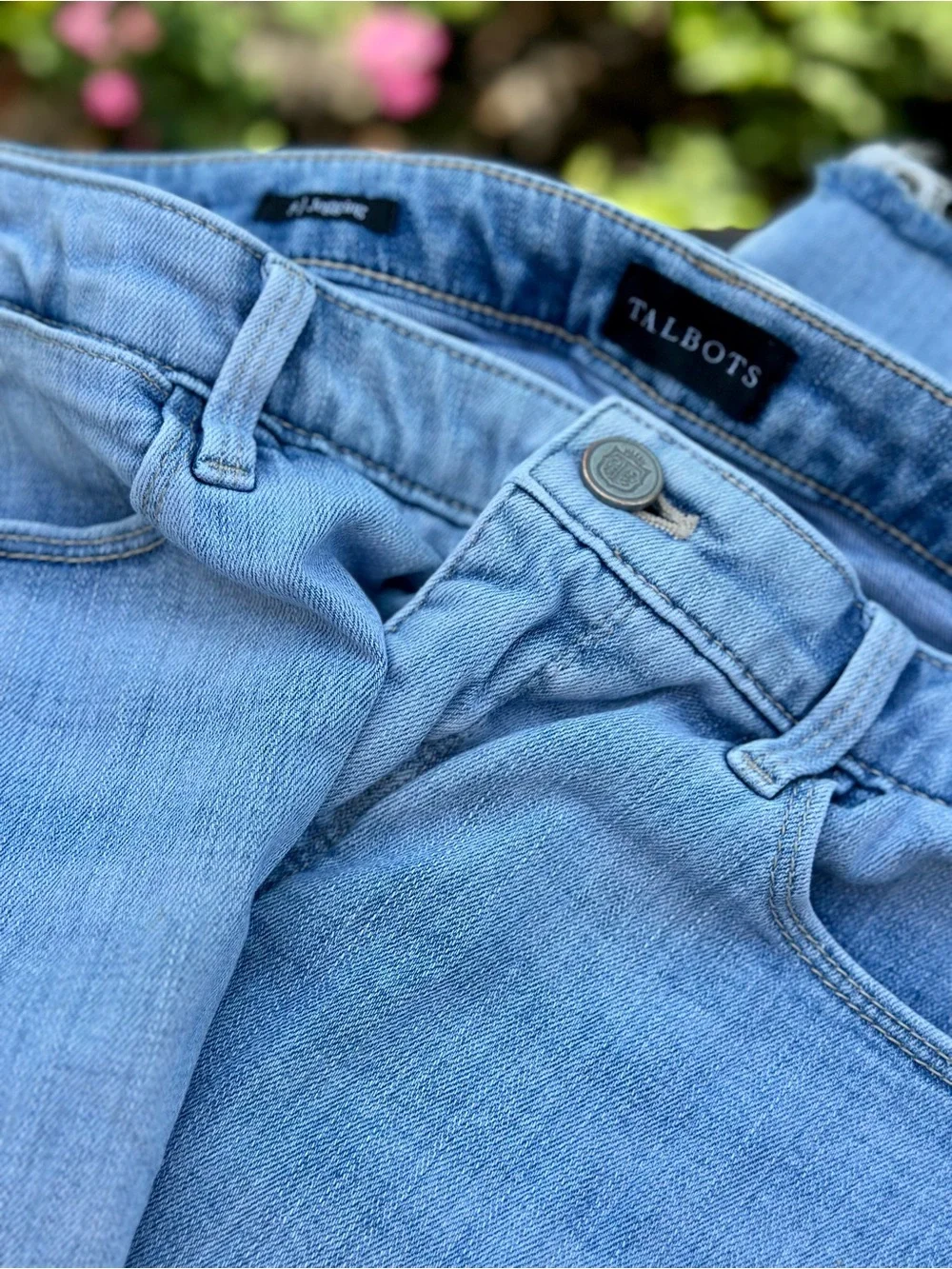 Talbots 5 Pocket Jeggings Size 8 Light Wash Stretch Denim Jeans - Picture 2 of 7